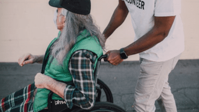 Assisted Living vs. In-Home Care: Which is Right for Your Loved One?