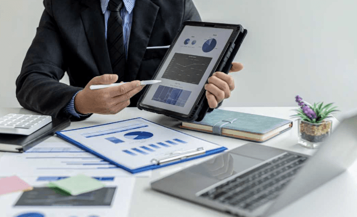 Sales and Marketing Courses: Boost Your Career with Professional Training