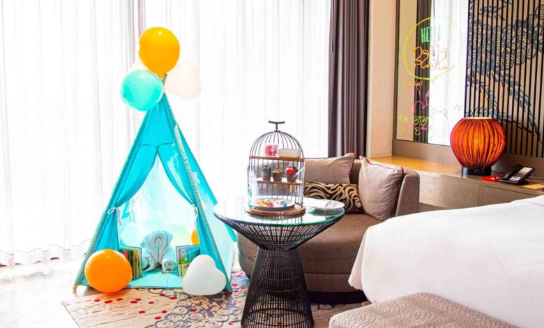 Room Features to Consider While Travelling With Kids